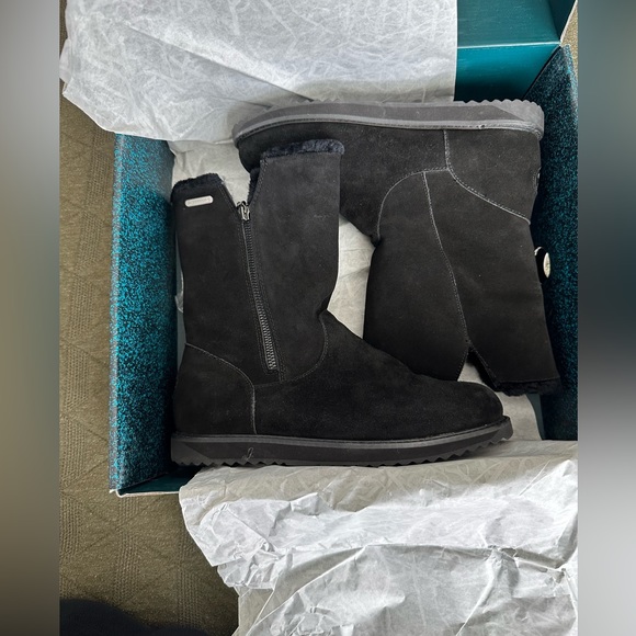 Emu Australia Sheepskin boots - Picture 2 of 6